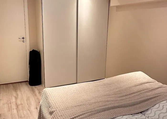 Free Parking Grand Floor In